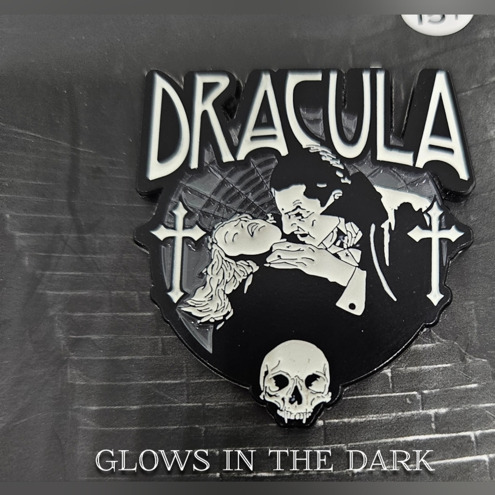 NECA Dracula Enamel Pin Set Jewelry Halloween - Picture 5 of 5